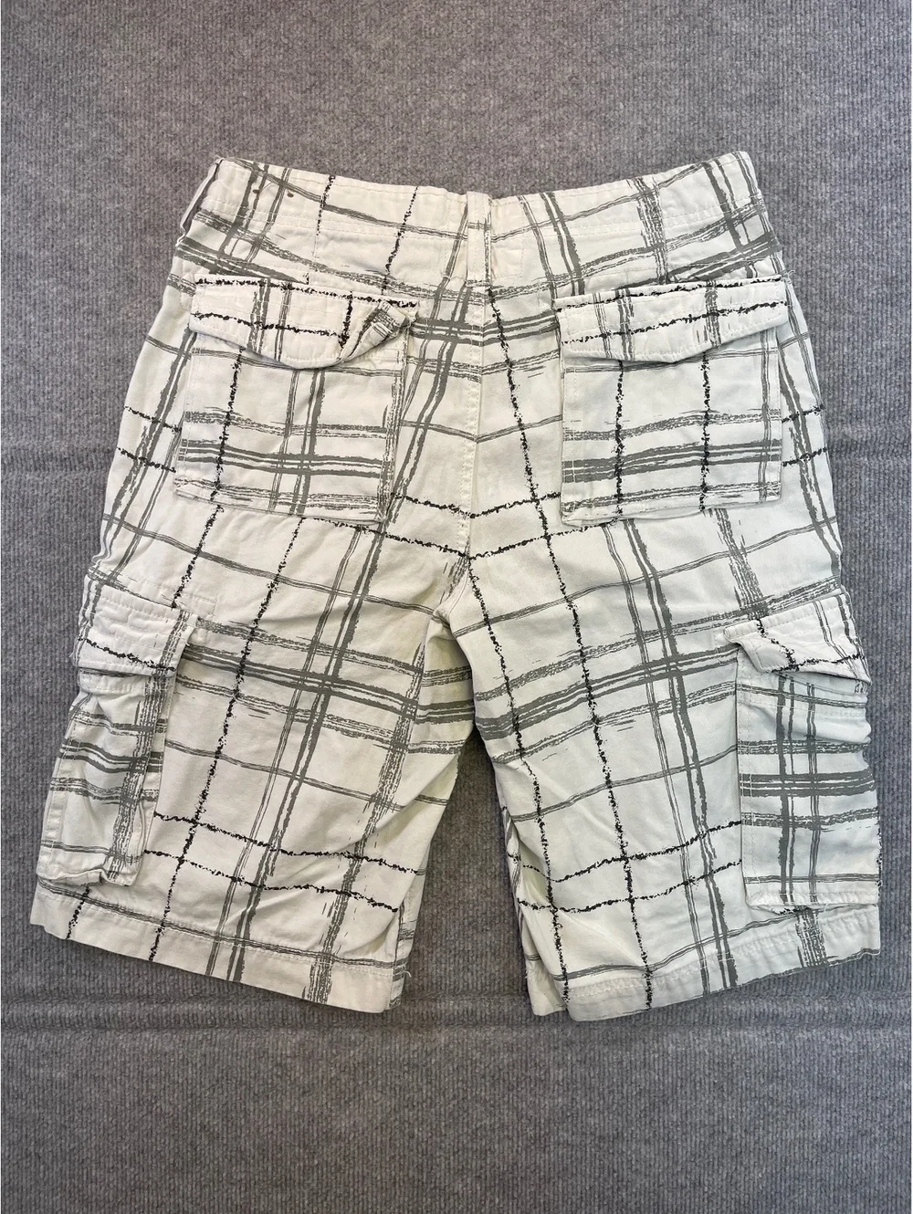 Urban Pipeline Mens Cargo Shorts Size 32 Plaid White Grey Y2K Grunge Skater